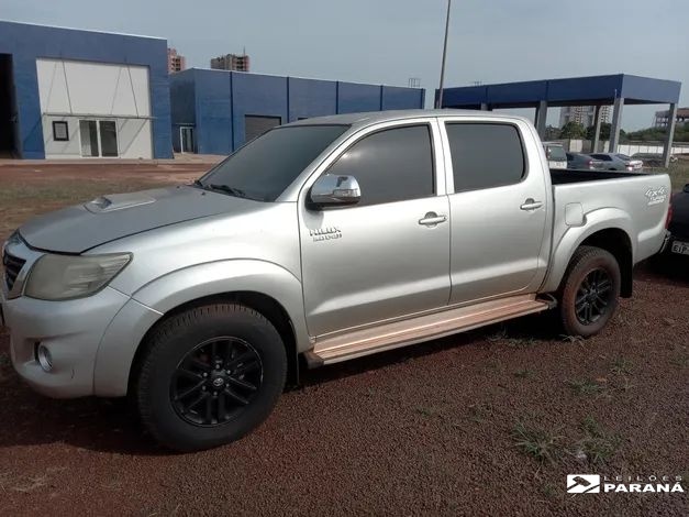 TOYOTA HILUX CD 4X4 SRV- 3.0 TDI ANO 2013/2013